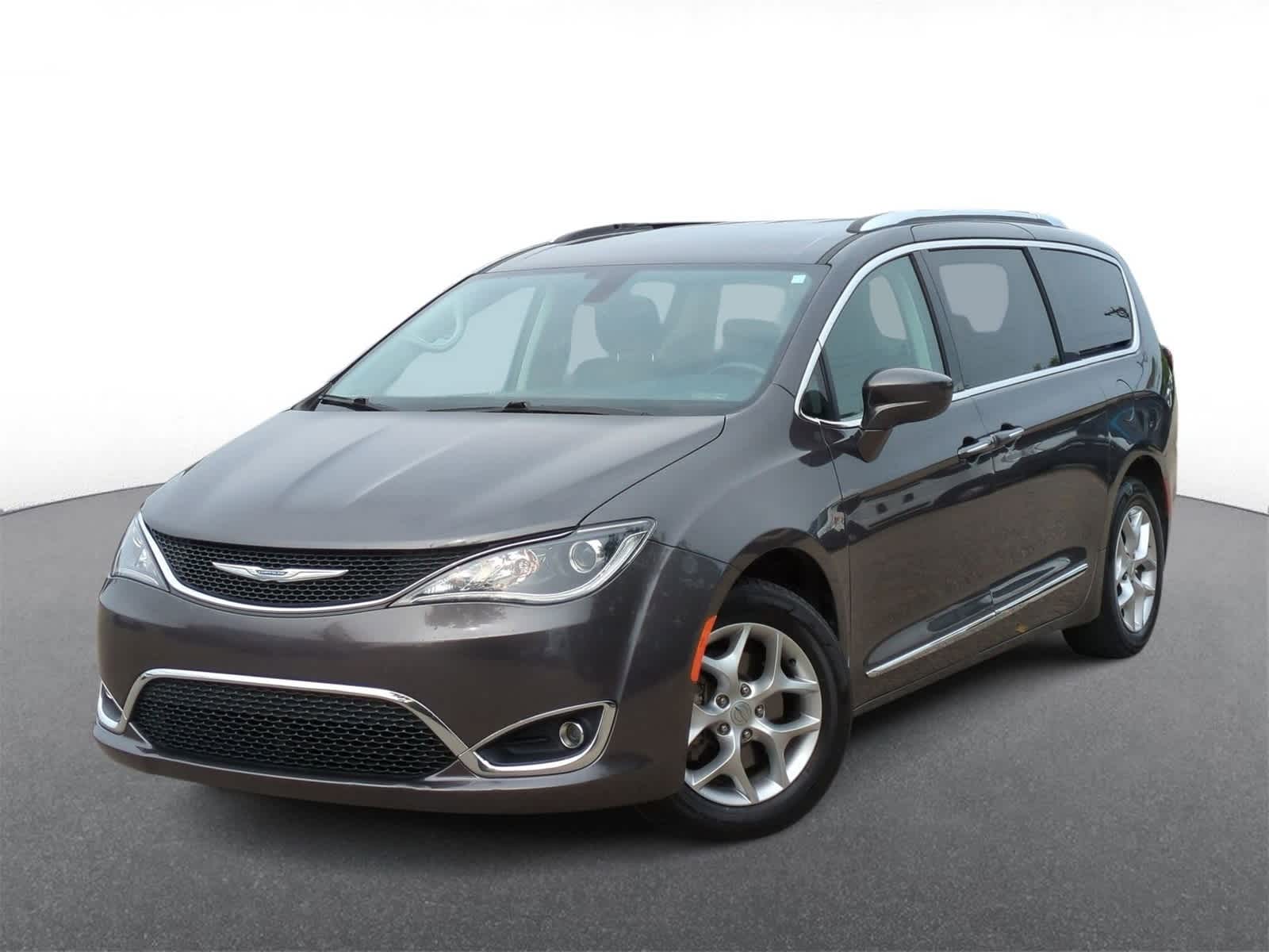 2018 Chrysler Pacifica  -
                  Troy, MI