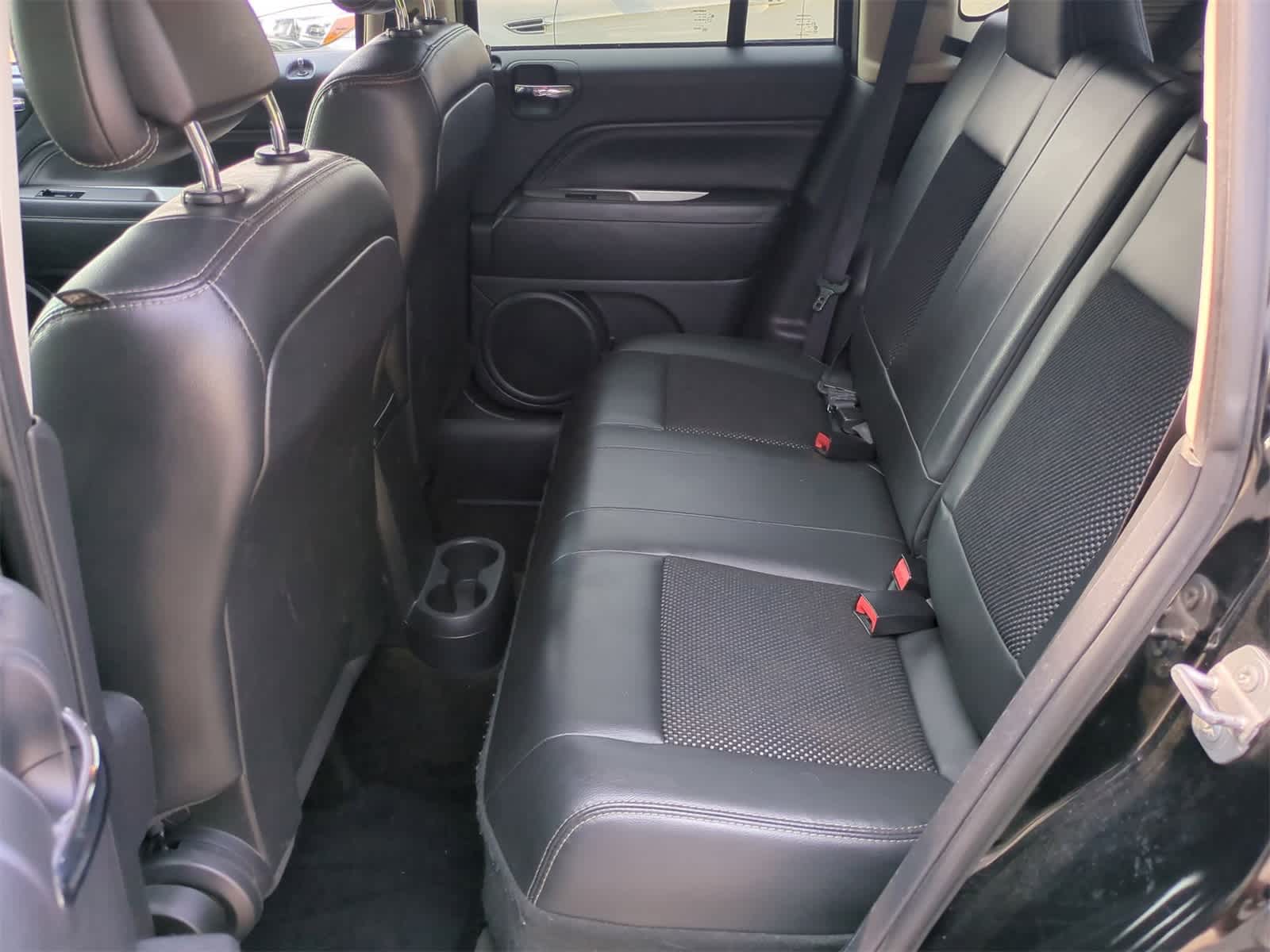 Thumbnail: 2017 Jeep Compass - 17
