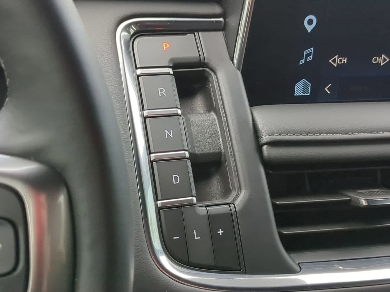 Thumbnail: 2024 Chevrolet Suburban - 29