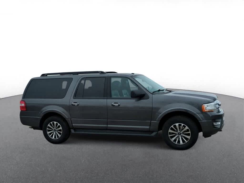 Used 2017 Ford Expedition XLT with VIN 1FMJK1JT9HEA05818 for sale in Troy, MI