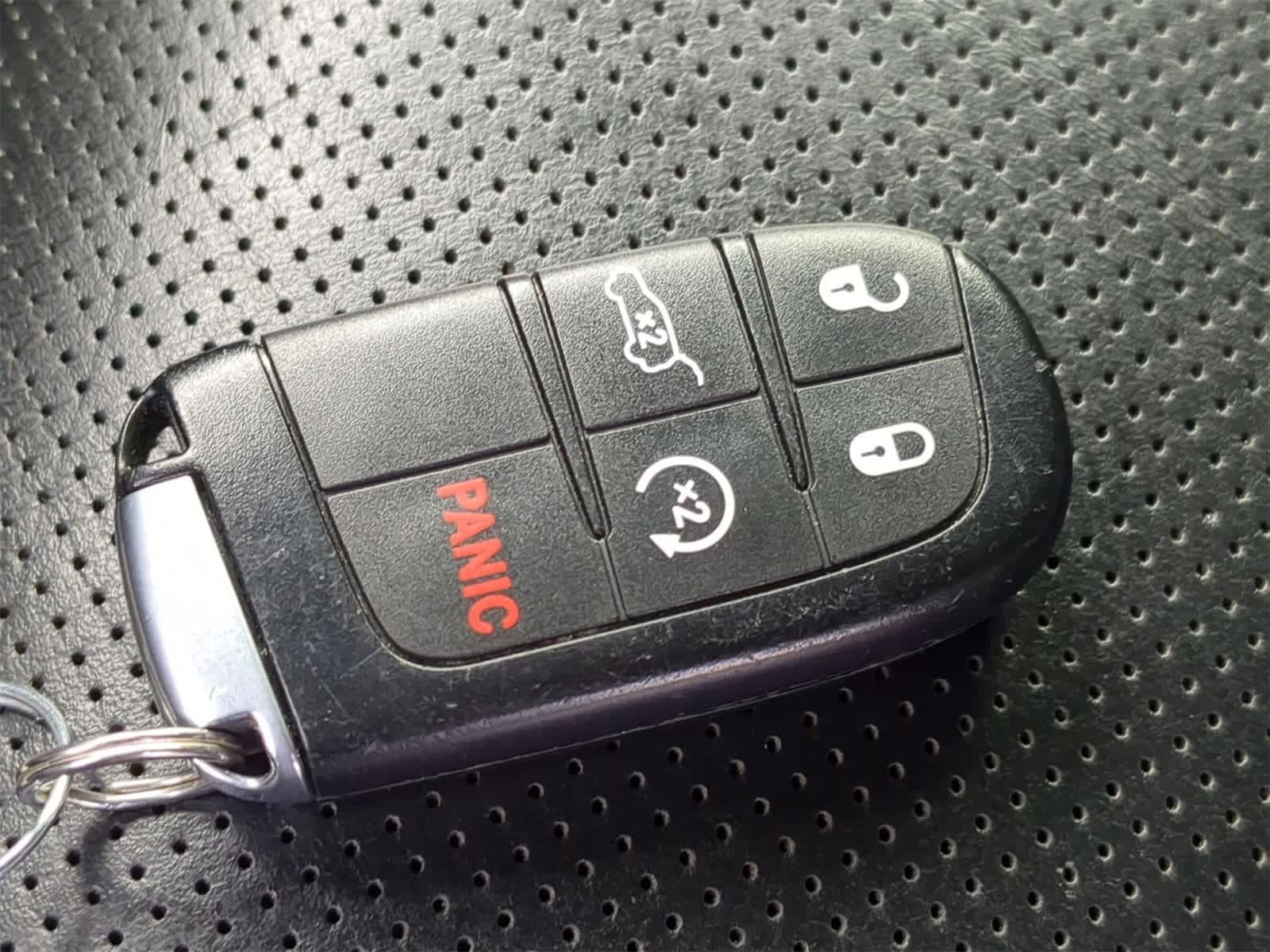 Thumbnail: 2020 Dodge Durango - 42