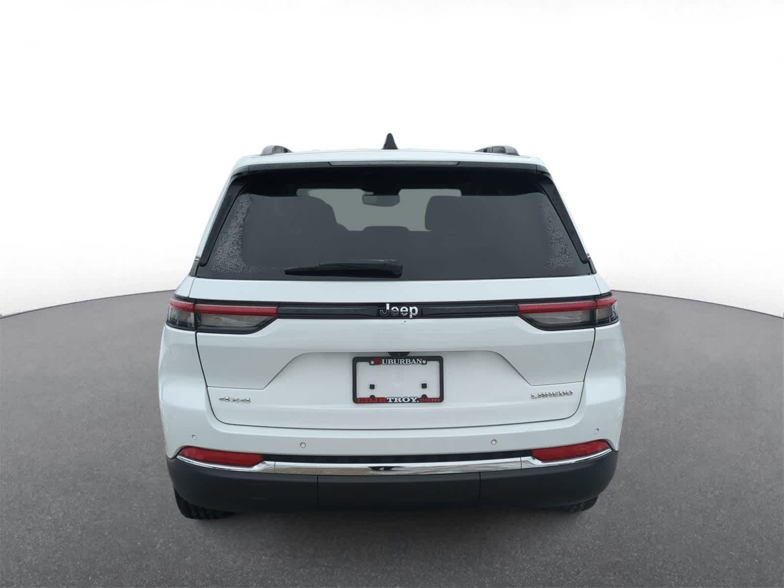 Thumbnail: 2023 Jeep Grand Cherokee - 7