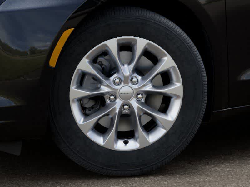Thumbnail: 2027 Chrysler Pacifica - 8