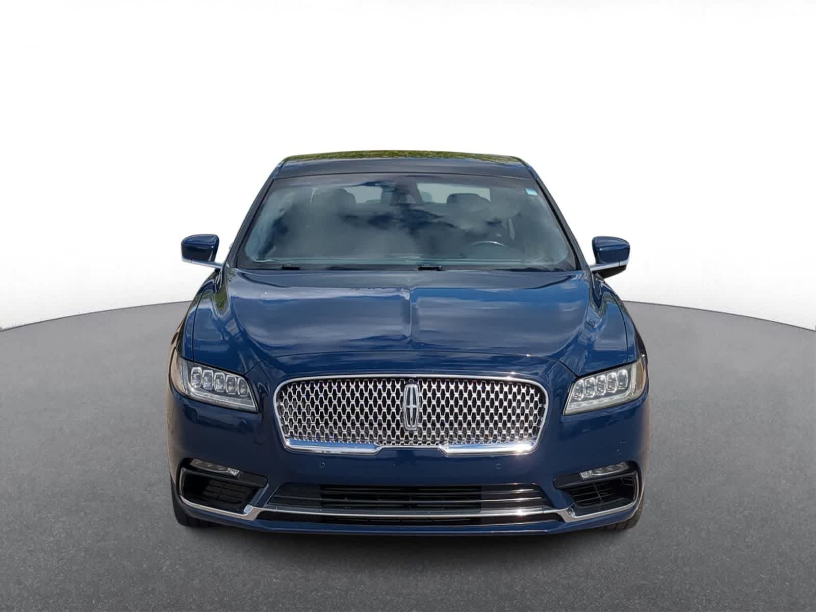 Thumbnail: 2017 Lincoln Continental - 3