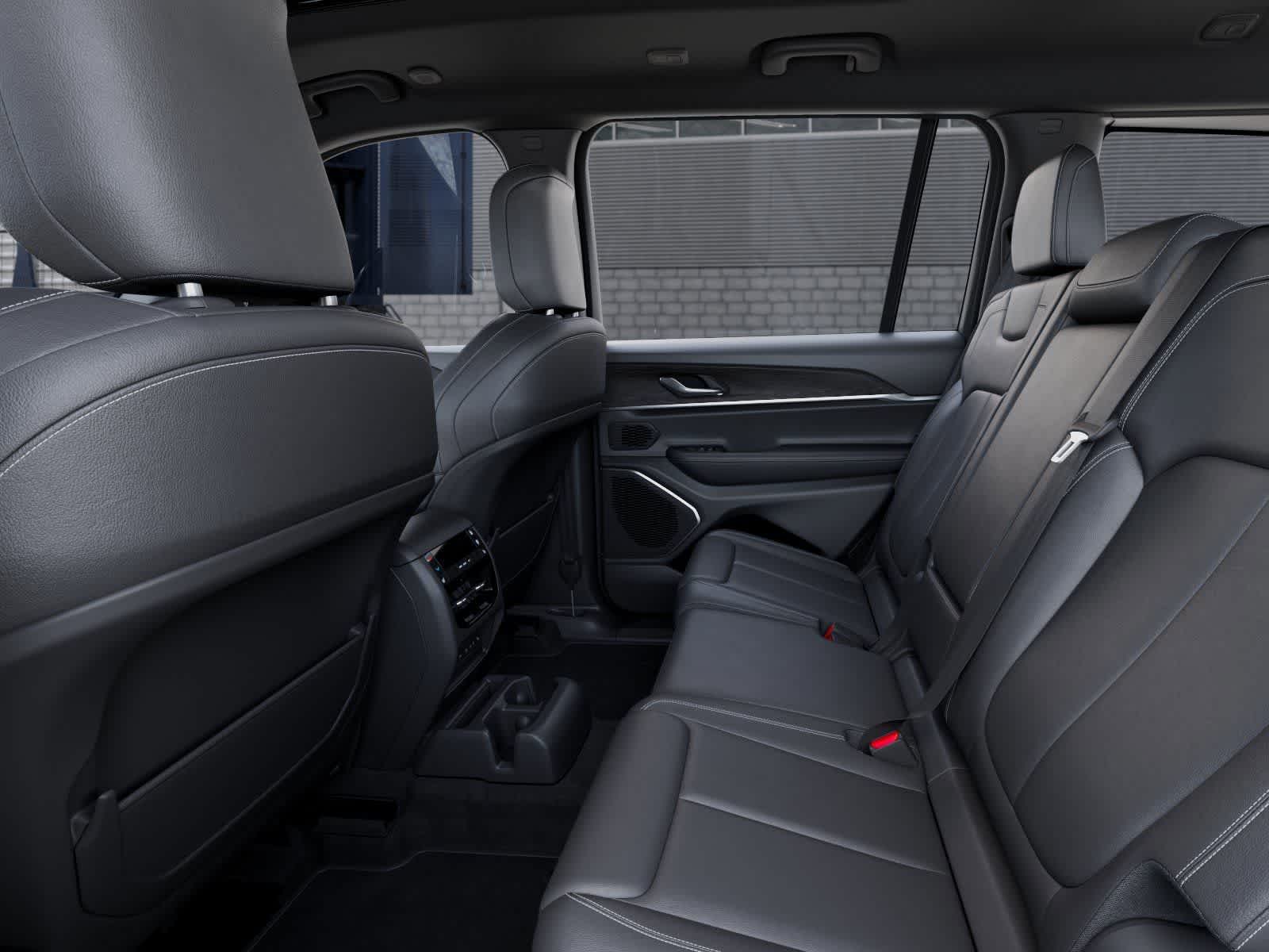 Thumbnail: 2026 Jeep Grand Cherokee L - 23