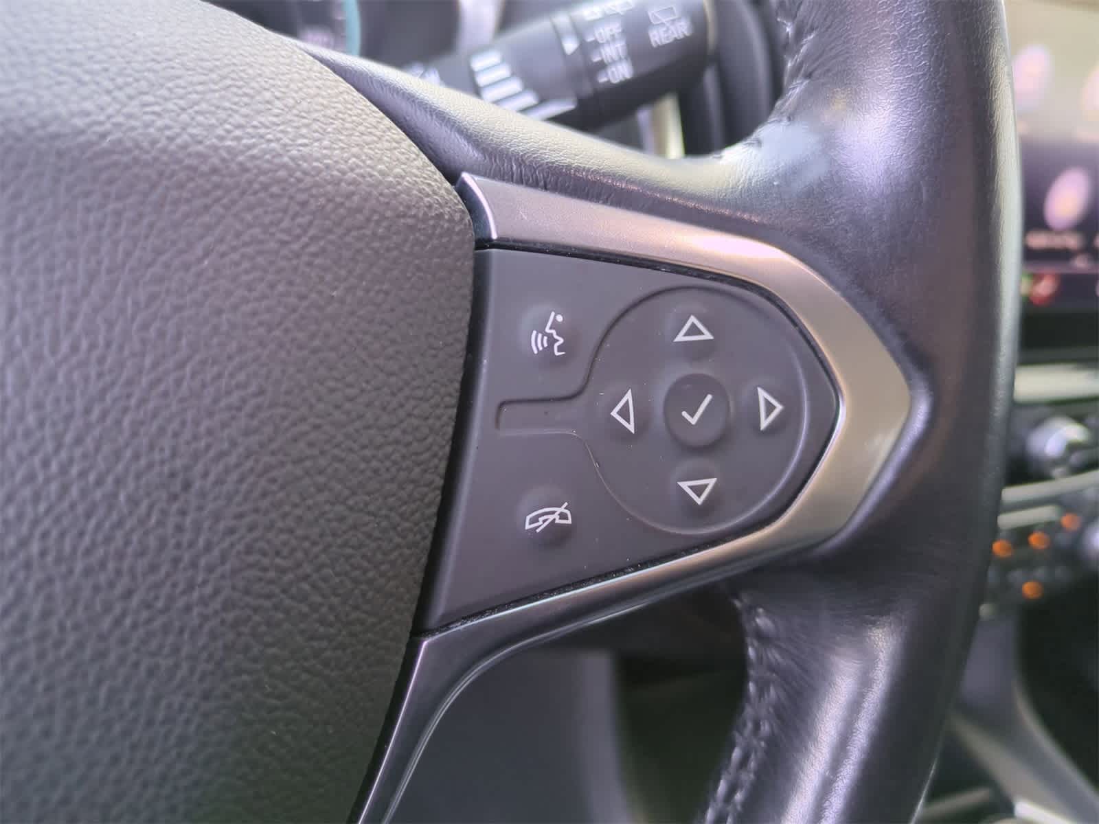 Thumbnail: 2020 Chevrolet Traverse - 24