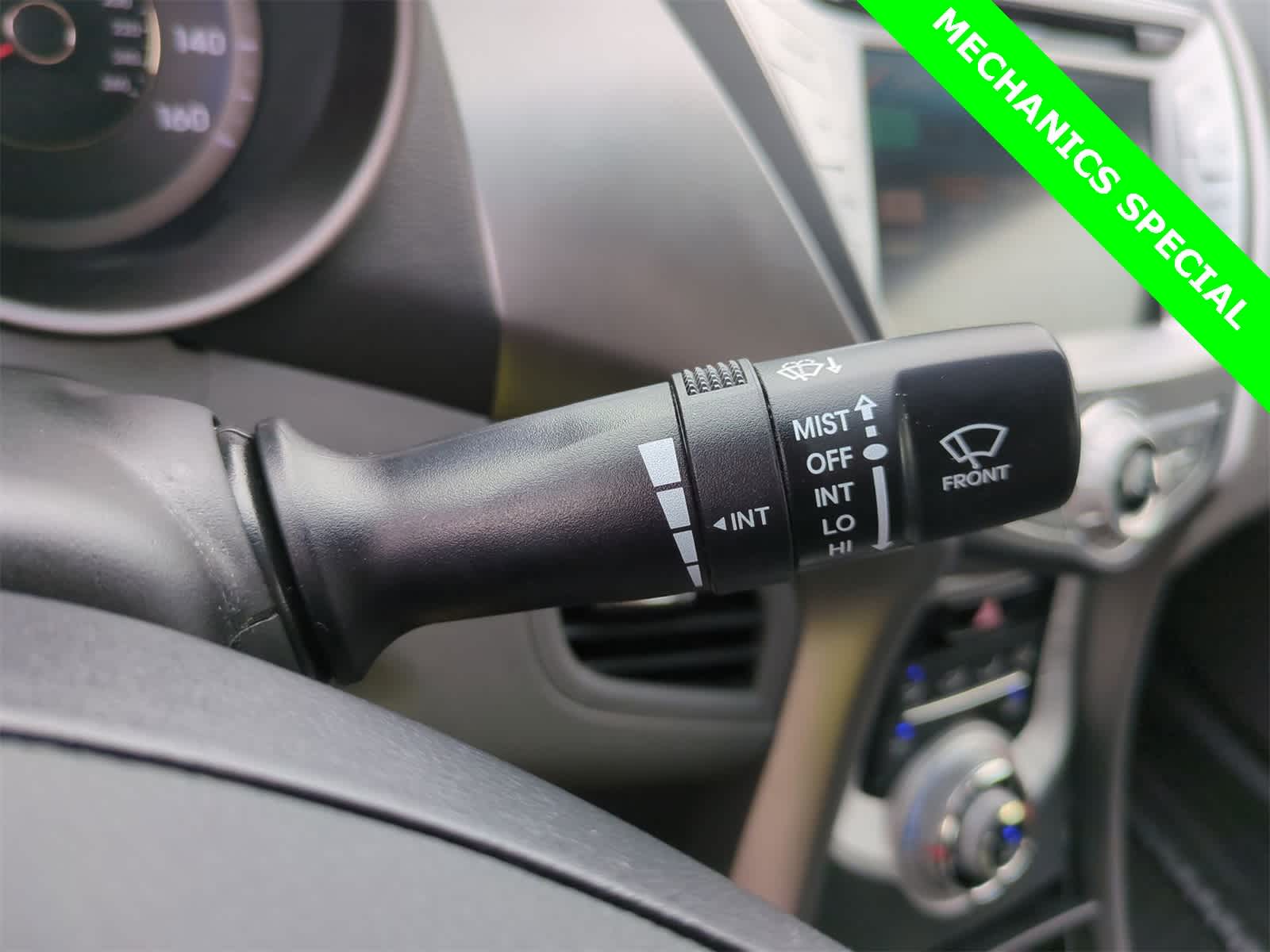 Thumbnail: 2011 Hyundai Elantra - 23