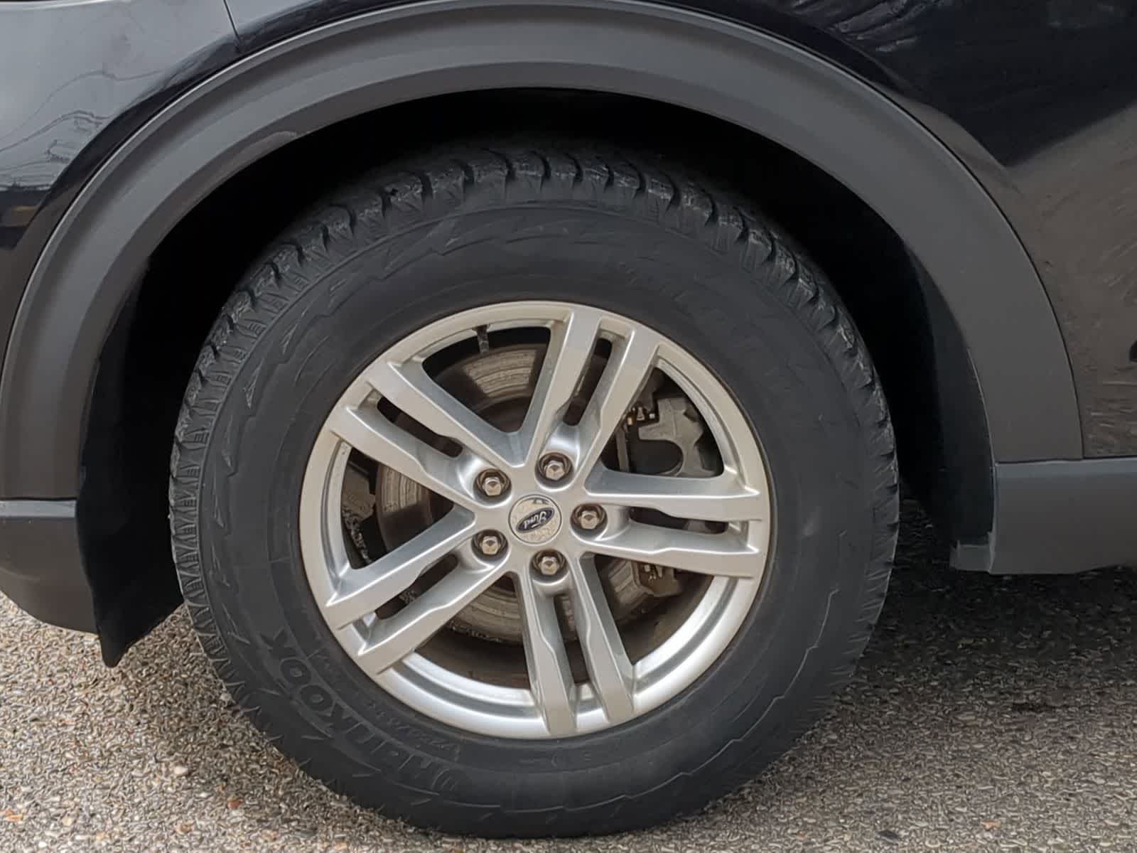 Thumbnail: 2020 Ford Explorer - 14