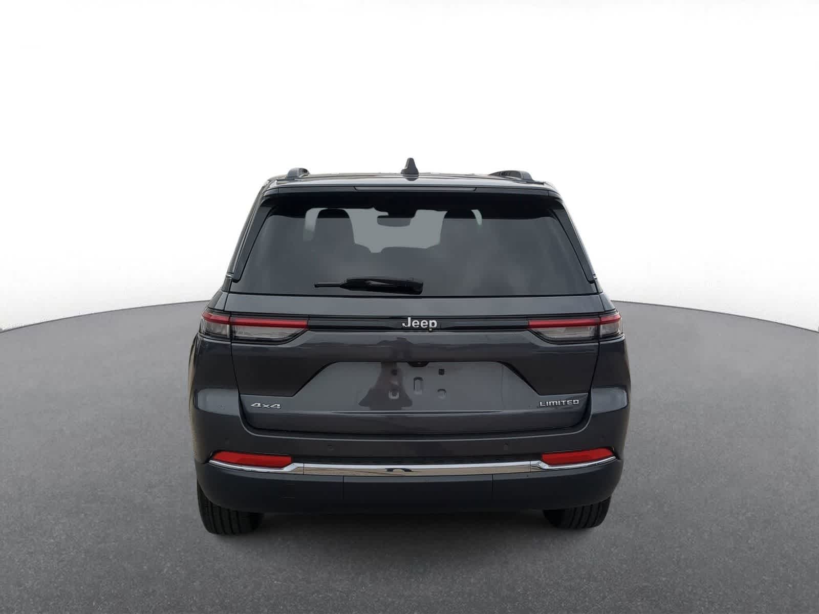 Thumbnail: 2023 Jeep Grand Cherokee - 7