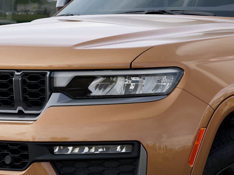 Thumbnail: 2026 Jeep Grand Cherokee - 10
