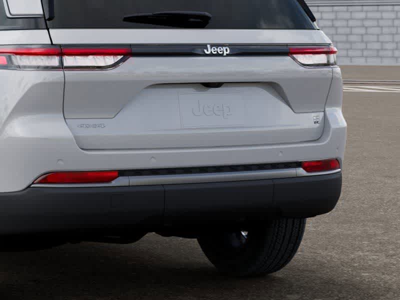 Thumbnail: 2026 Jeep Grand Cherokee - 13