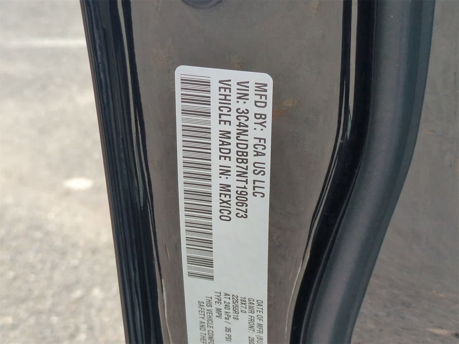 Thumbnail: 2022 Jeep Compass - 35