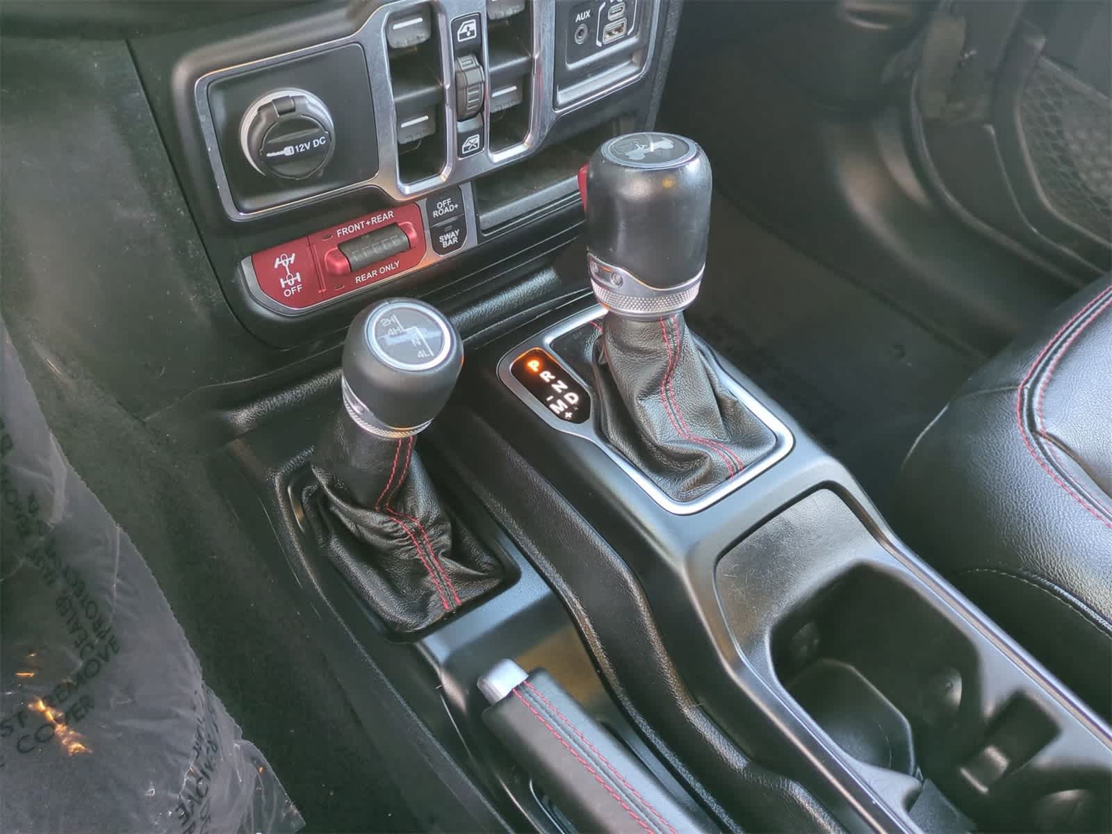 Thumbnail: 2021 Jeep Wrangler - 28