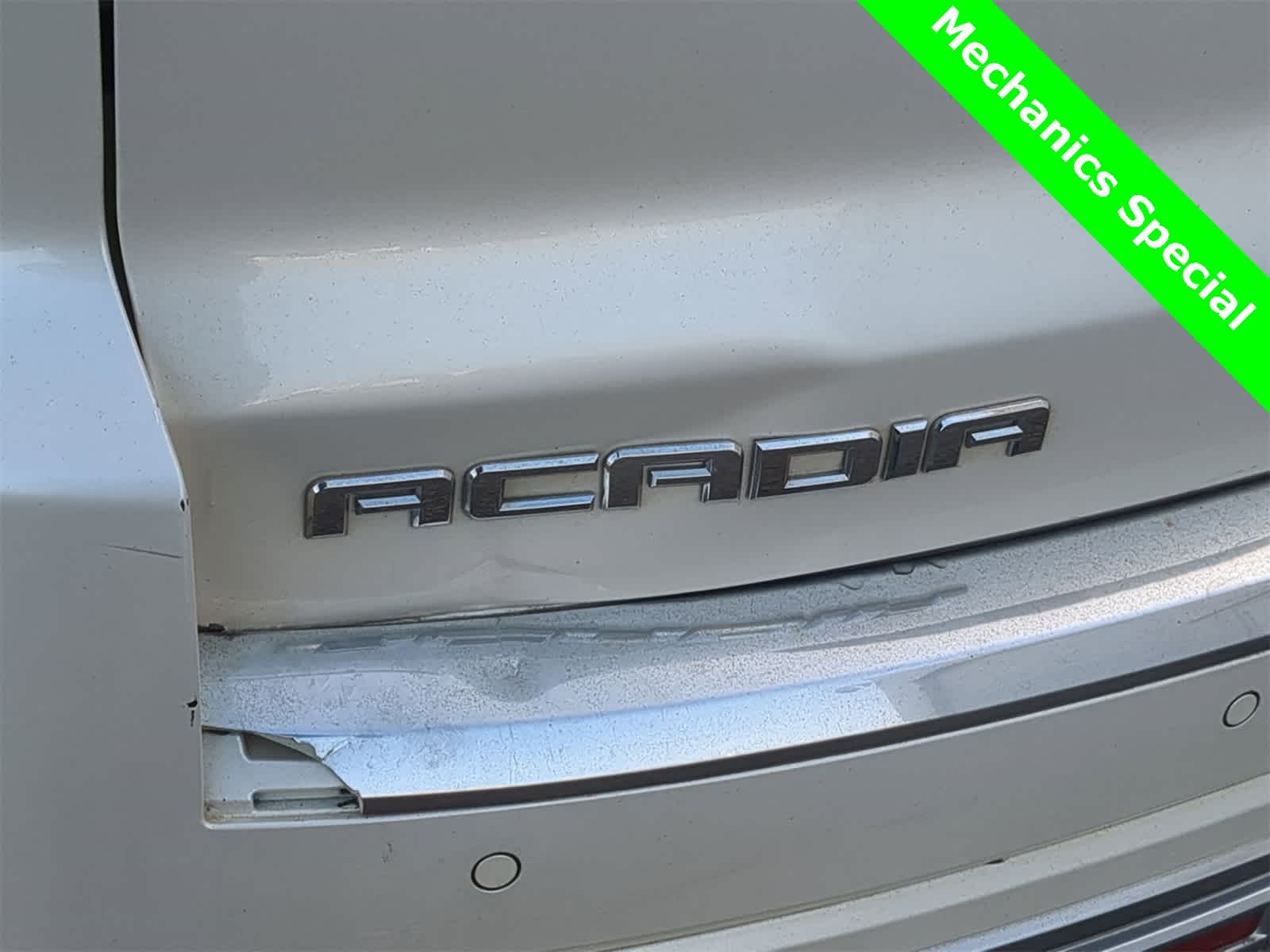 Thumbnail: 2015 GMC Acadia - 13