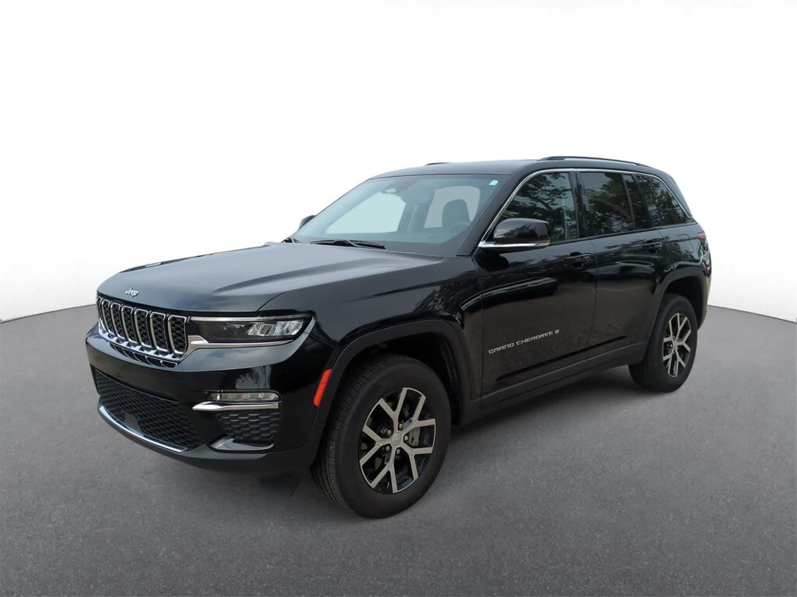 Thumbnail: 2023 Jeep Grand Cherokee - 4