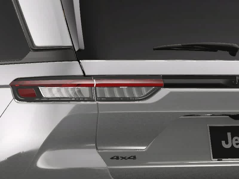 2025 Jeep Grand Cherokee Limited Edition 12