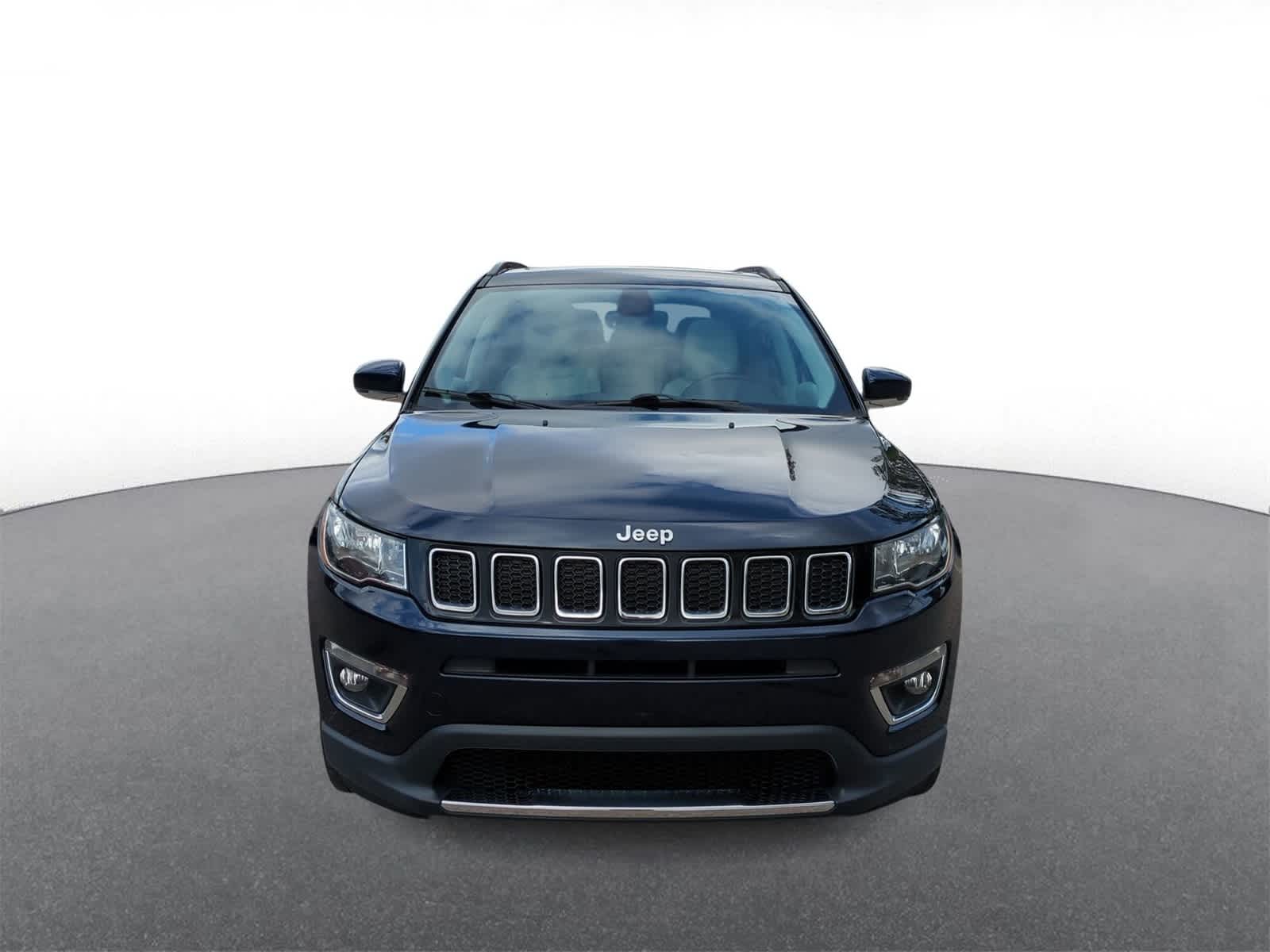 2018 Jeep Compass Limited photo 2