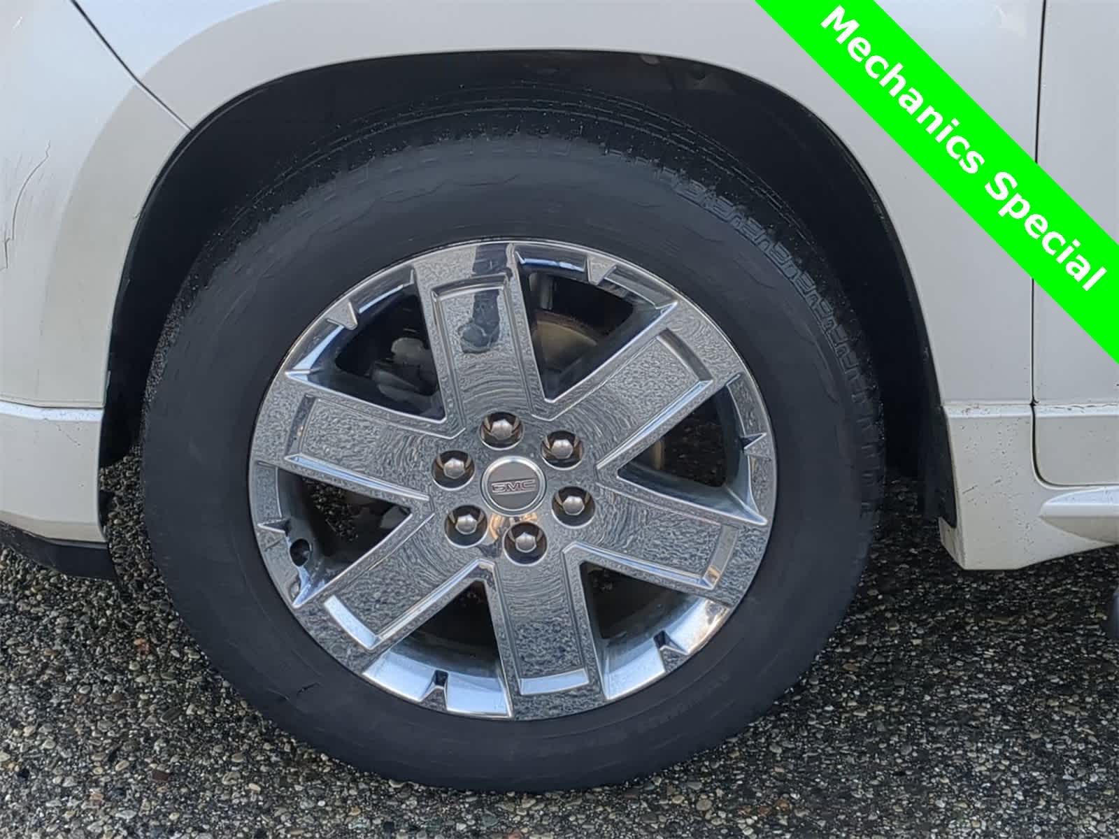 Thumbnail: 2015 GMC Acadia - 14