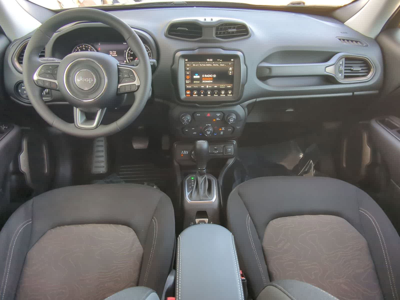 Thumbnail: 2023 Jeep Renegade - 15