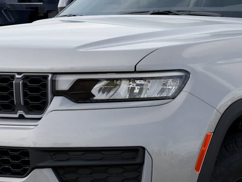 Thumbnail: 2026 Jeep Grand Cherokee L - 10