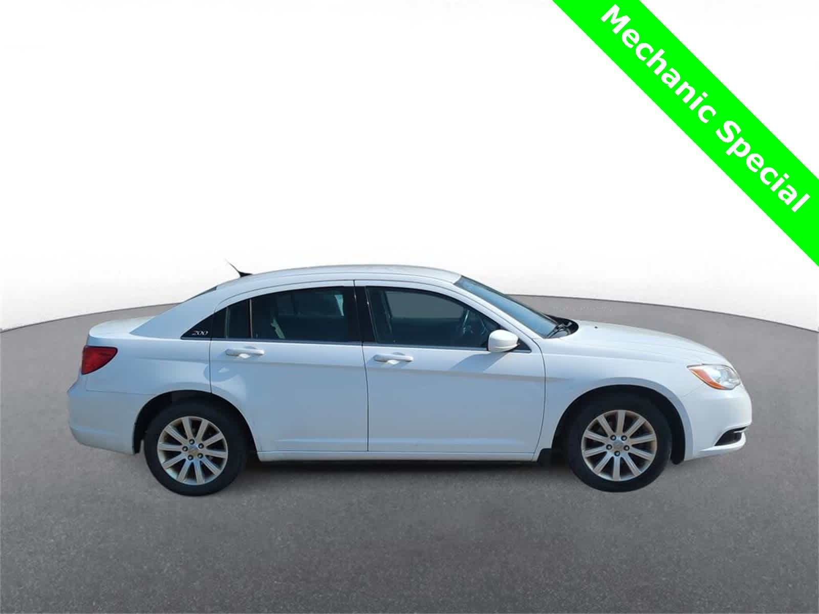 Thumbnail: 2012 Chrysler 200 - 9