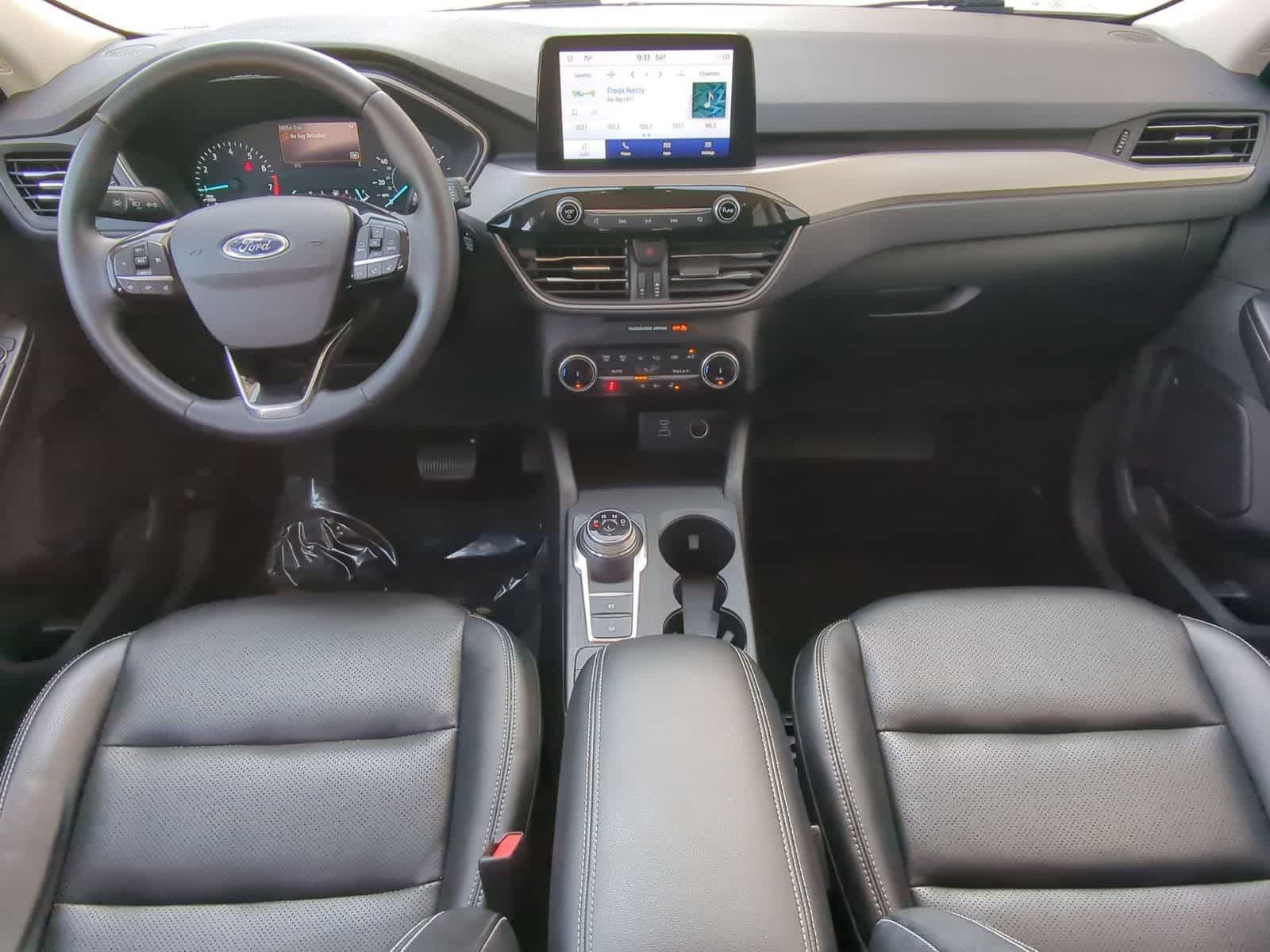 Thumbnail: 2022 Ford Escape - 15