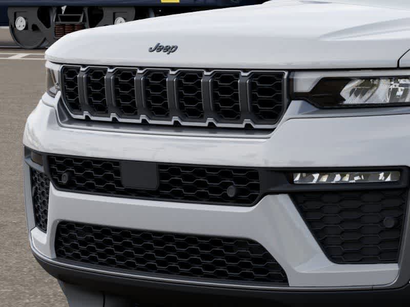Thumbnail: 2026 Jeep Grand Cherokee - 11