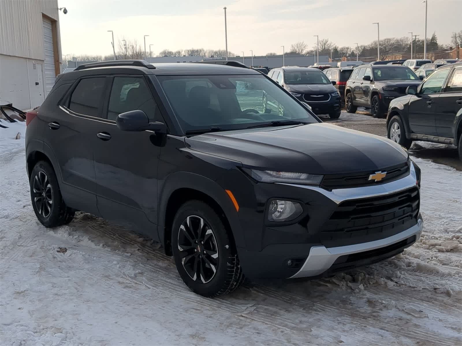 Thumbnail: 2021 Chevrolet TrailBlazer - 16