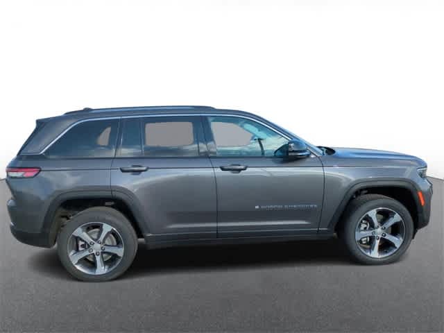 2024 Jeep Grand Cherokee 4xe 9