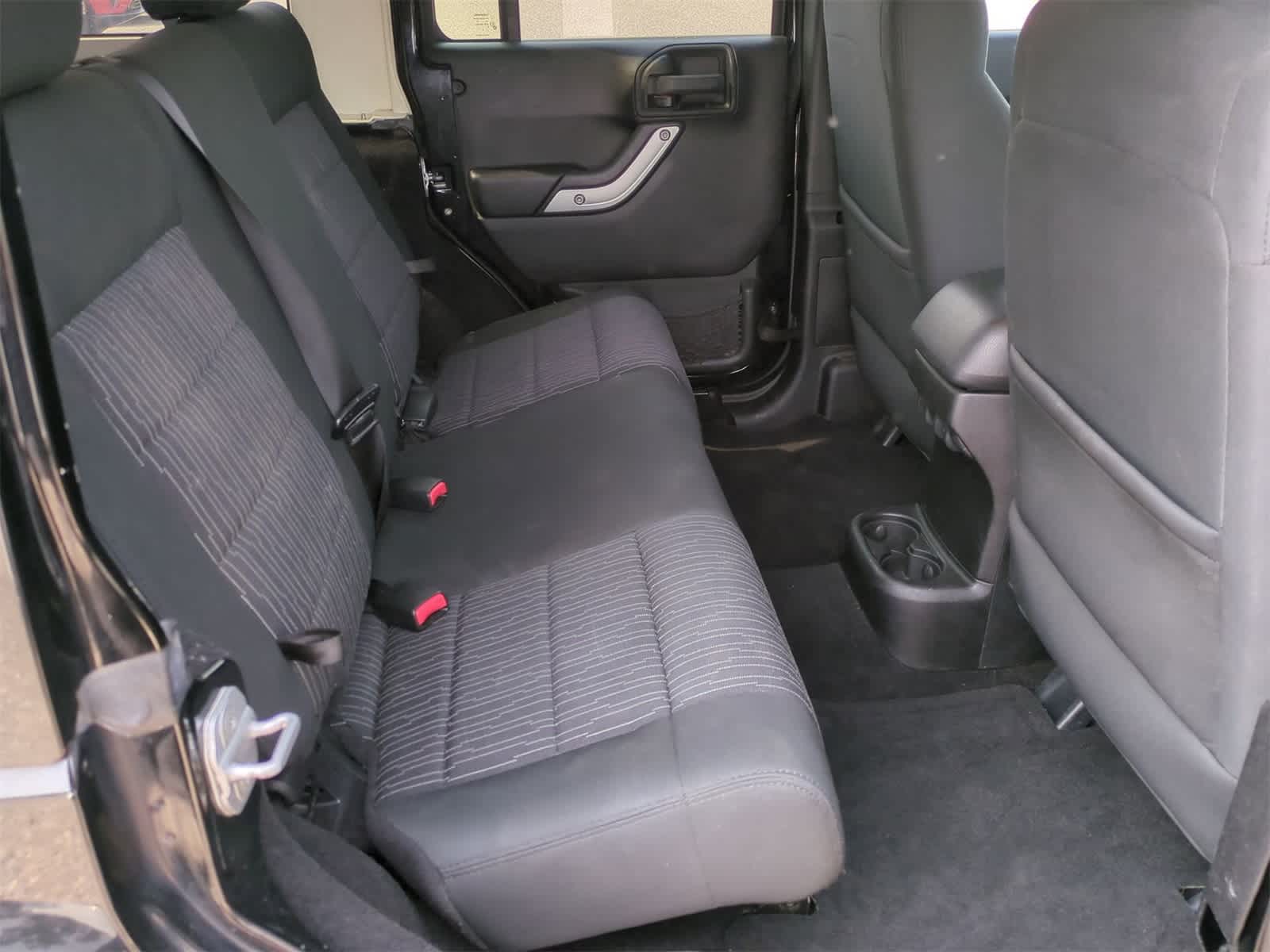 Thumbnail: 2011 Jeep Wrangler - 18