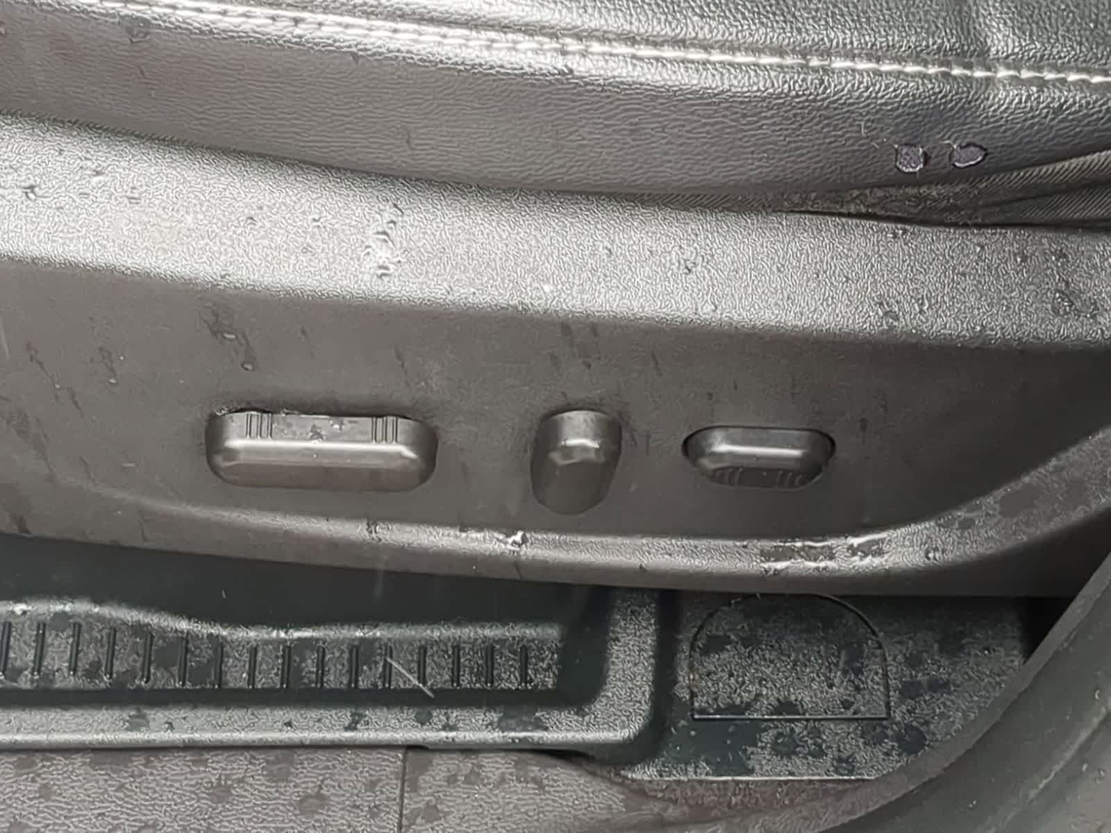 Thumbnail: 2018 Ford C-Max - 17