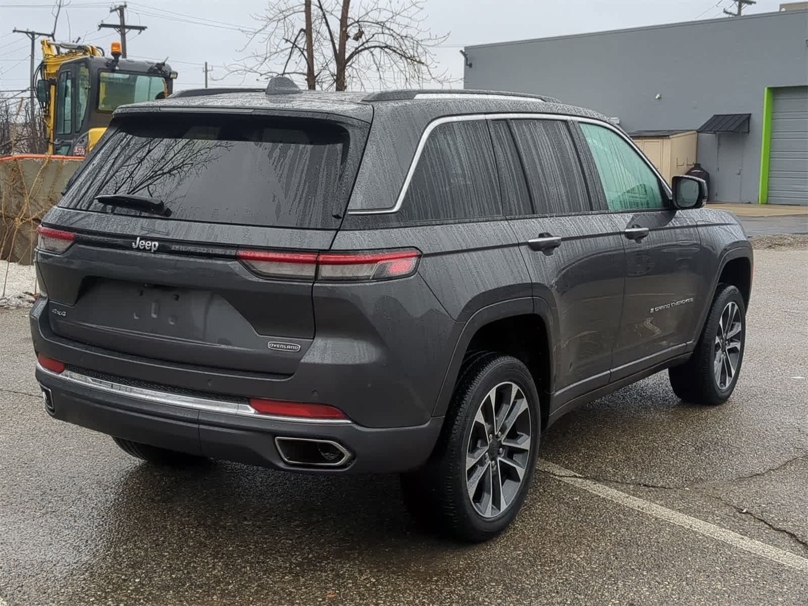 Thumbnail: 2023 Jeep Grand Cherokee - 14