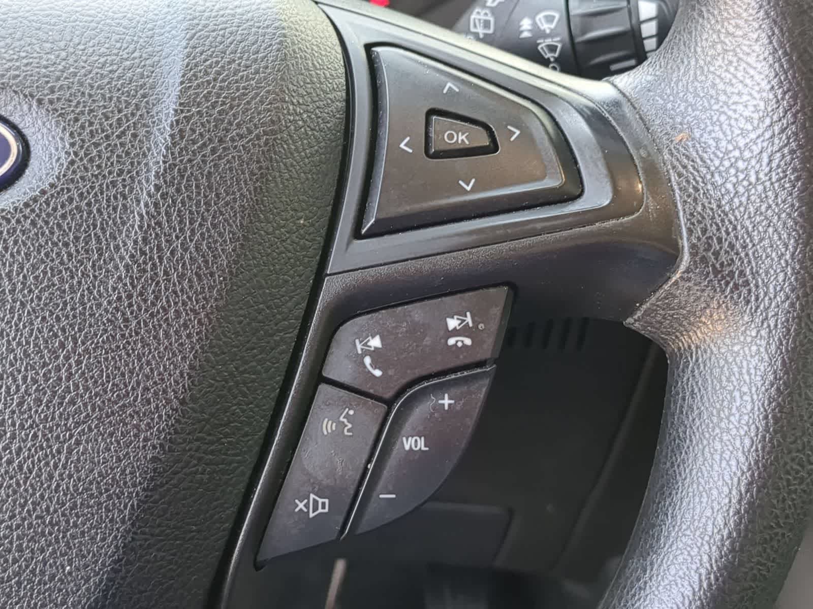 Thumbnail: 2022 Ford Edge - 24