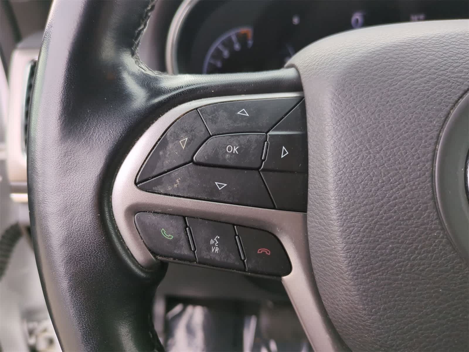 Thumbnail: 2021 Jeep Grand Cherokee - 24