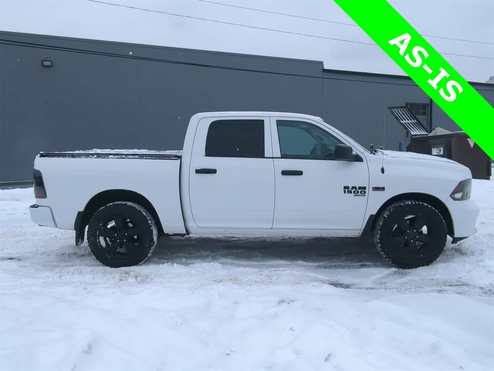 Thumbnail: 2019 RAM 1500 Classic - 15