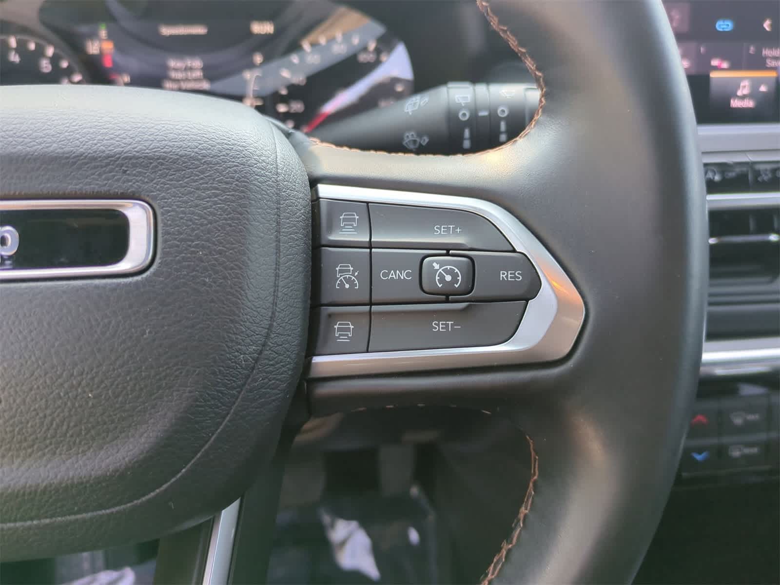 Thumbnail: 2022 Jeep Compass - 22
