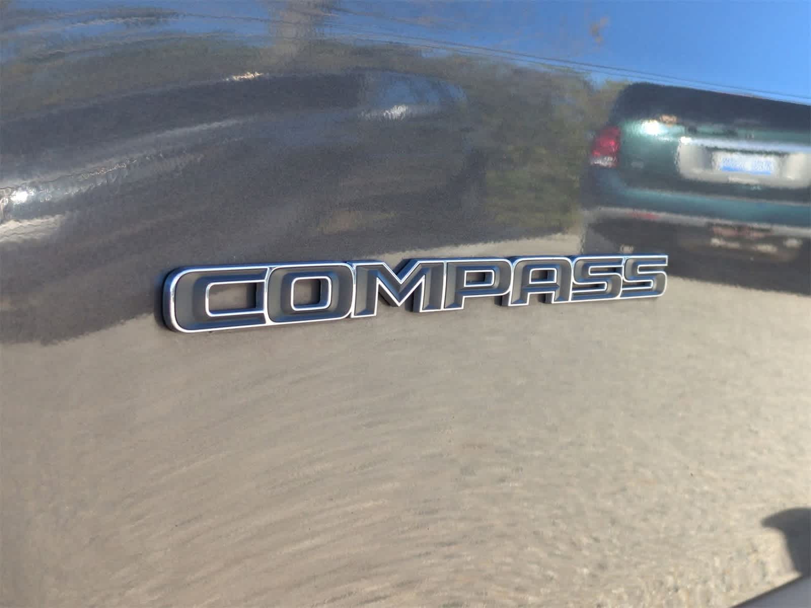 Thumbnail: 2018 Jeep Compass - 13