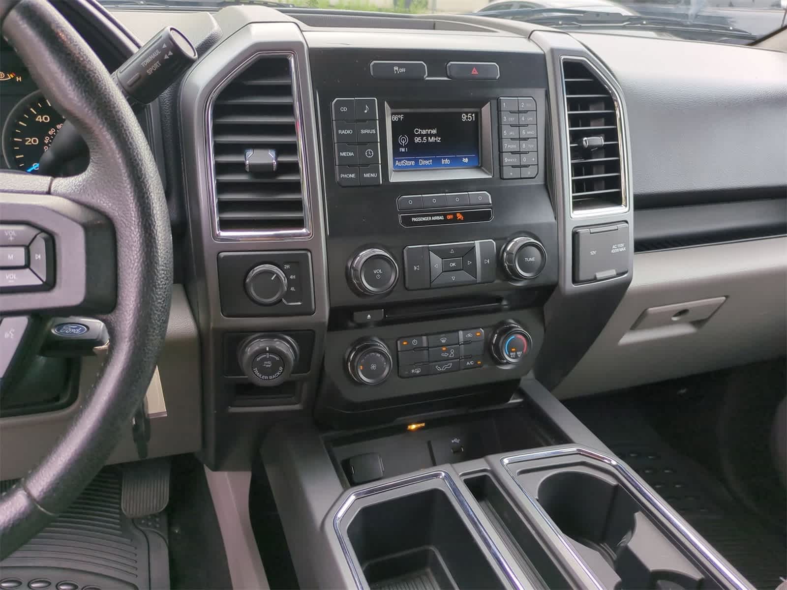 Thumbnail: 2016 Ford F-150 - 24