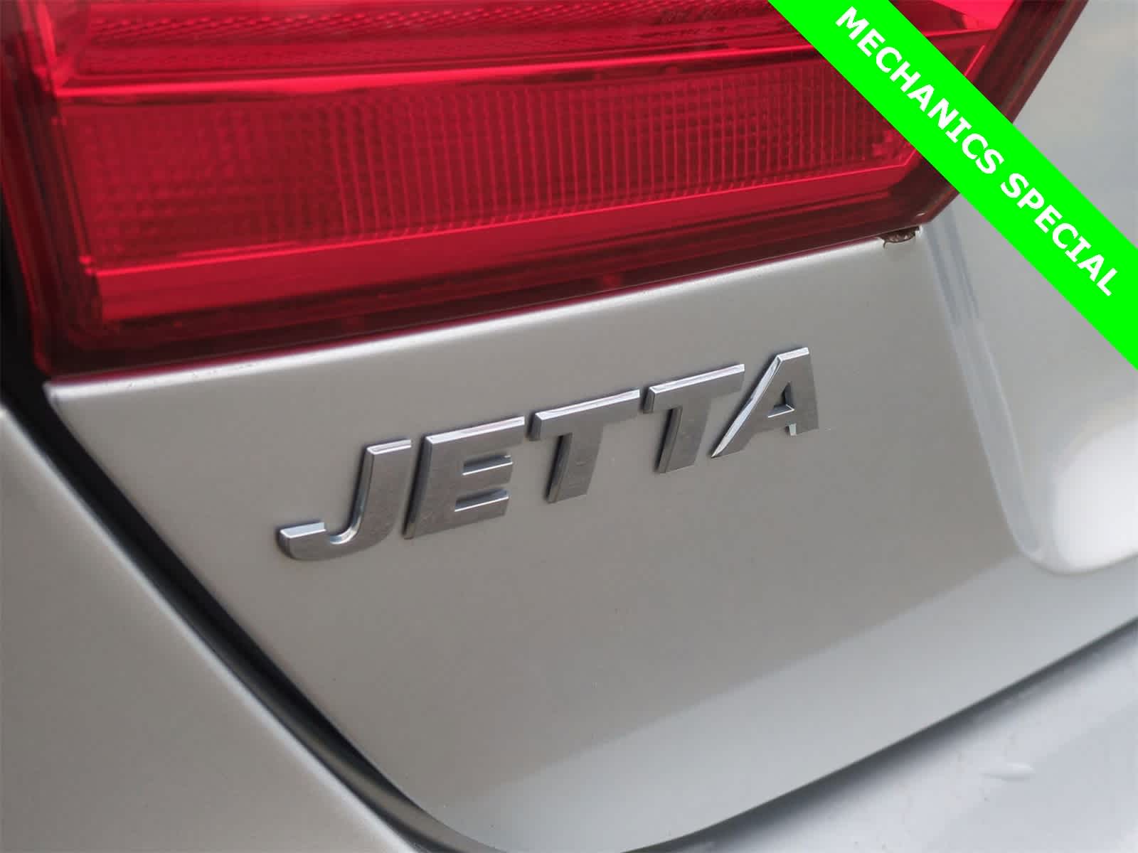 Thumbnail: 2011 Volkswagen Jetta - 13