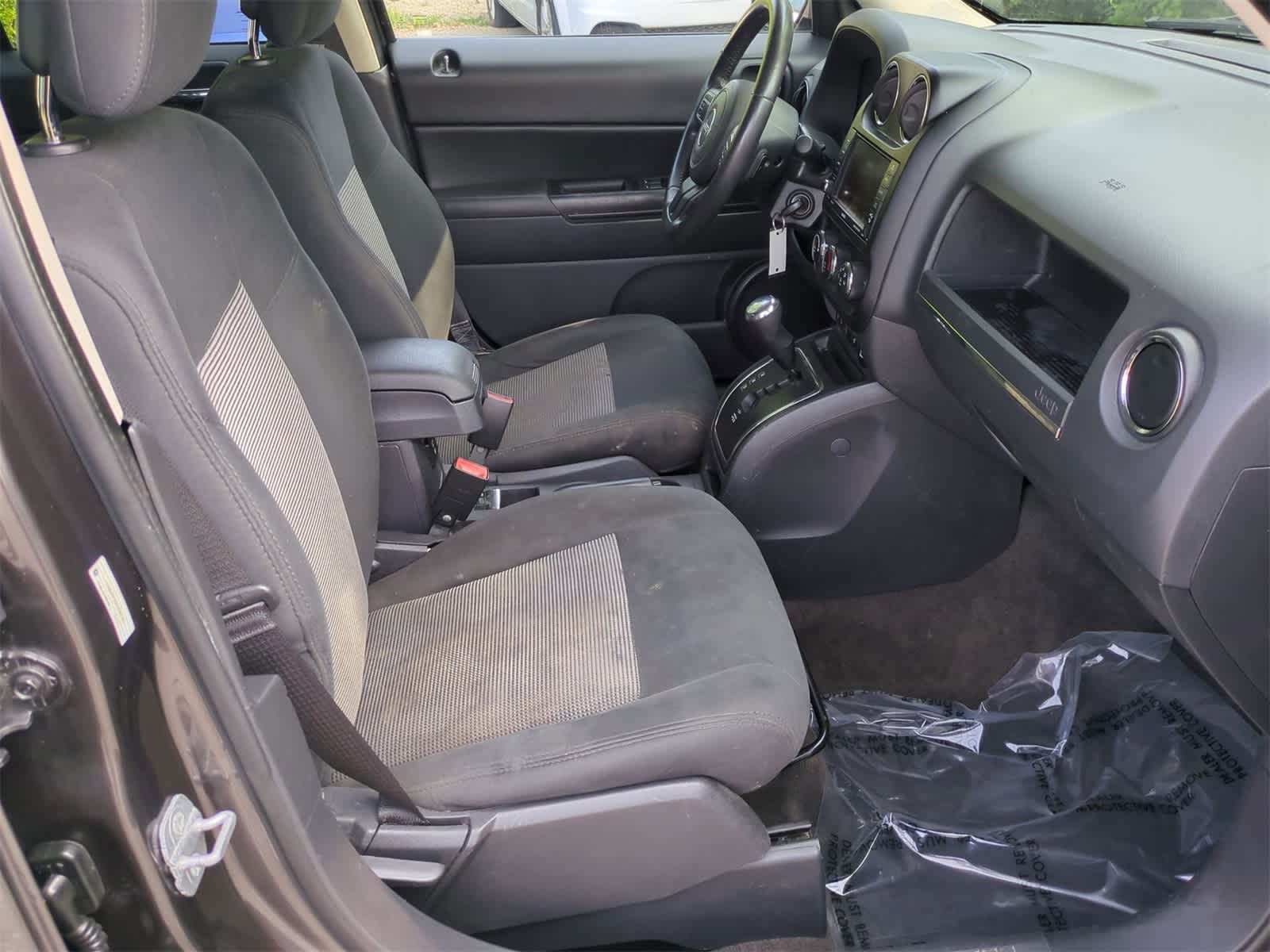 Thumbnail: 2014 Jeep Patriot - 19