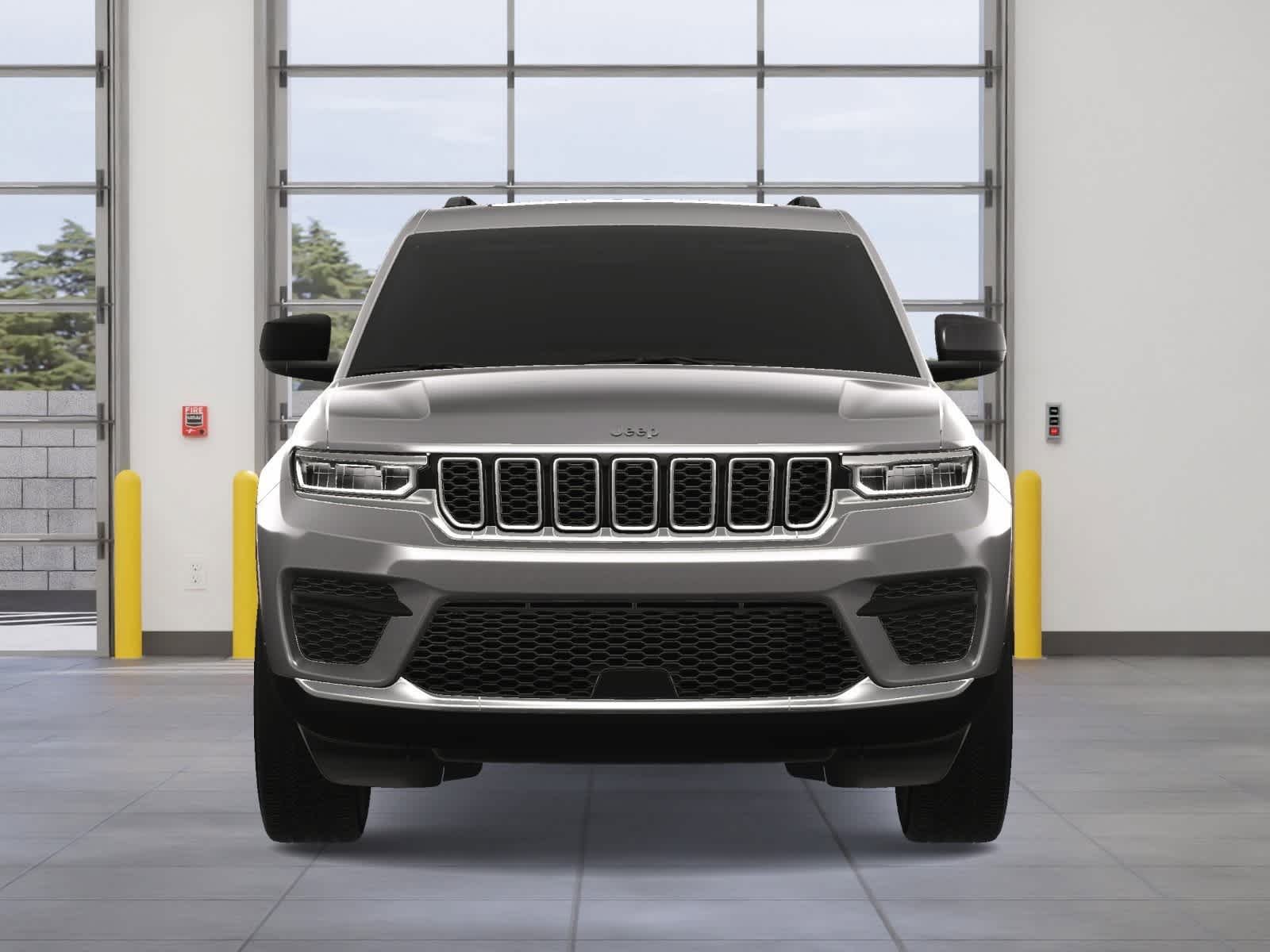 2025 Jeep Grand Cherokee Laredo 9