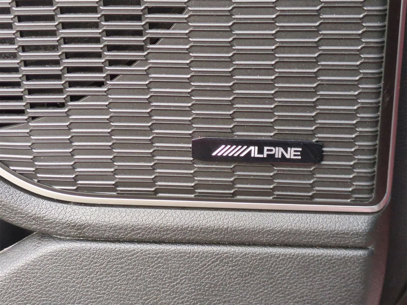 Thumbnail: 2022 Jeep Grand Cherokee - 30