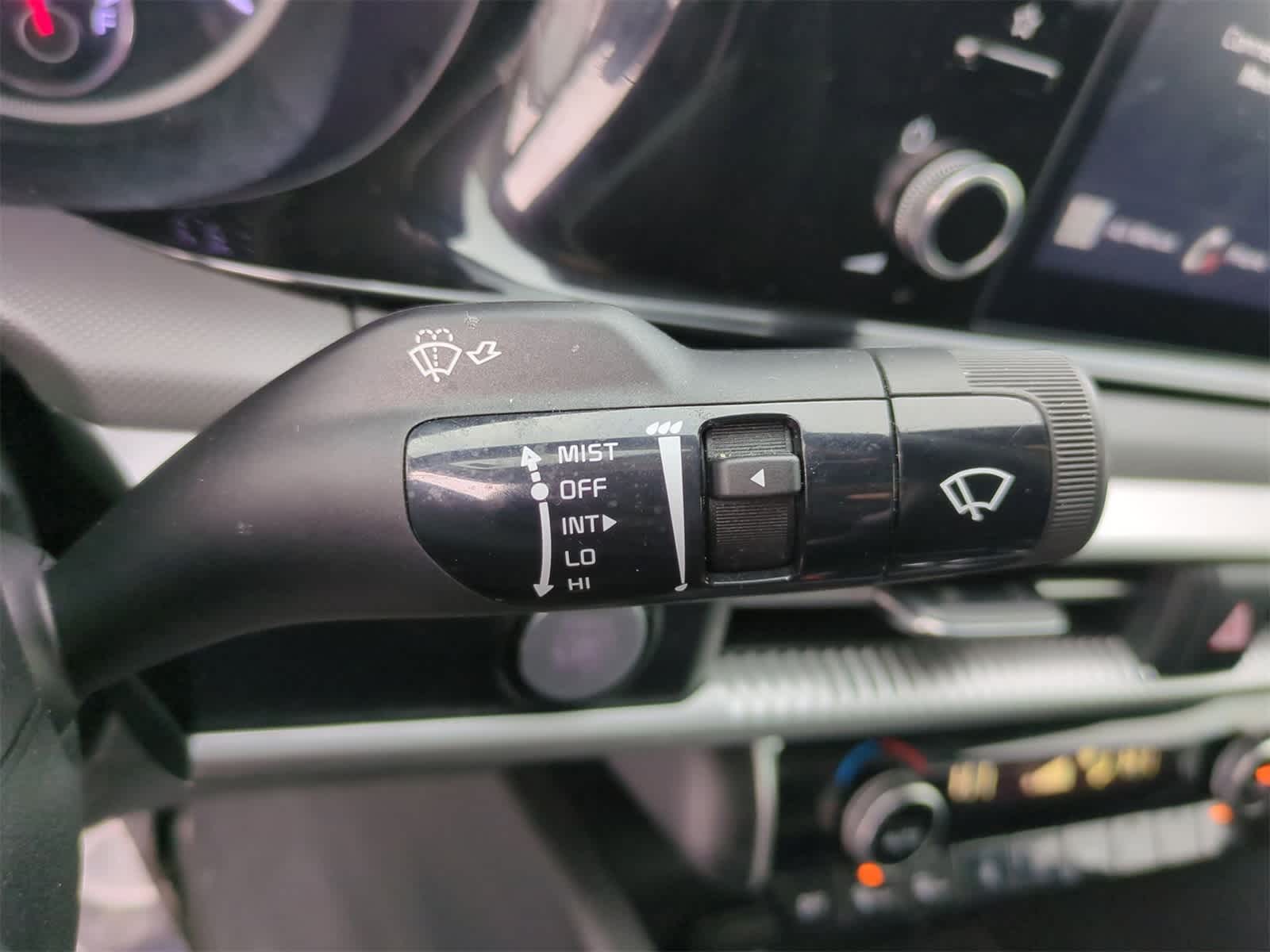 Thumbnail: 2022 Kia K5 - 25