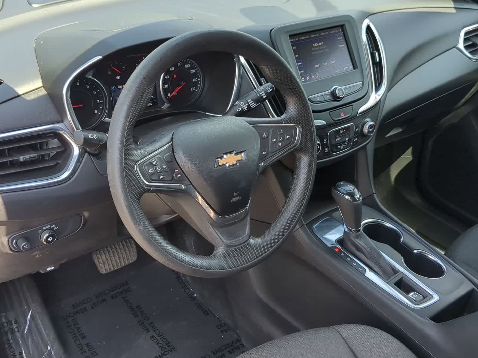 Thumbnail: 2021 Chevrolet Equinox - 10