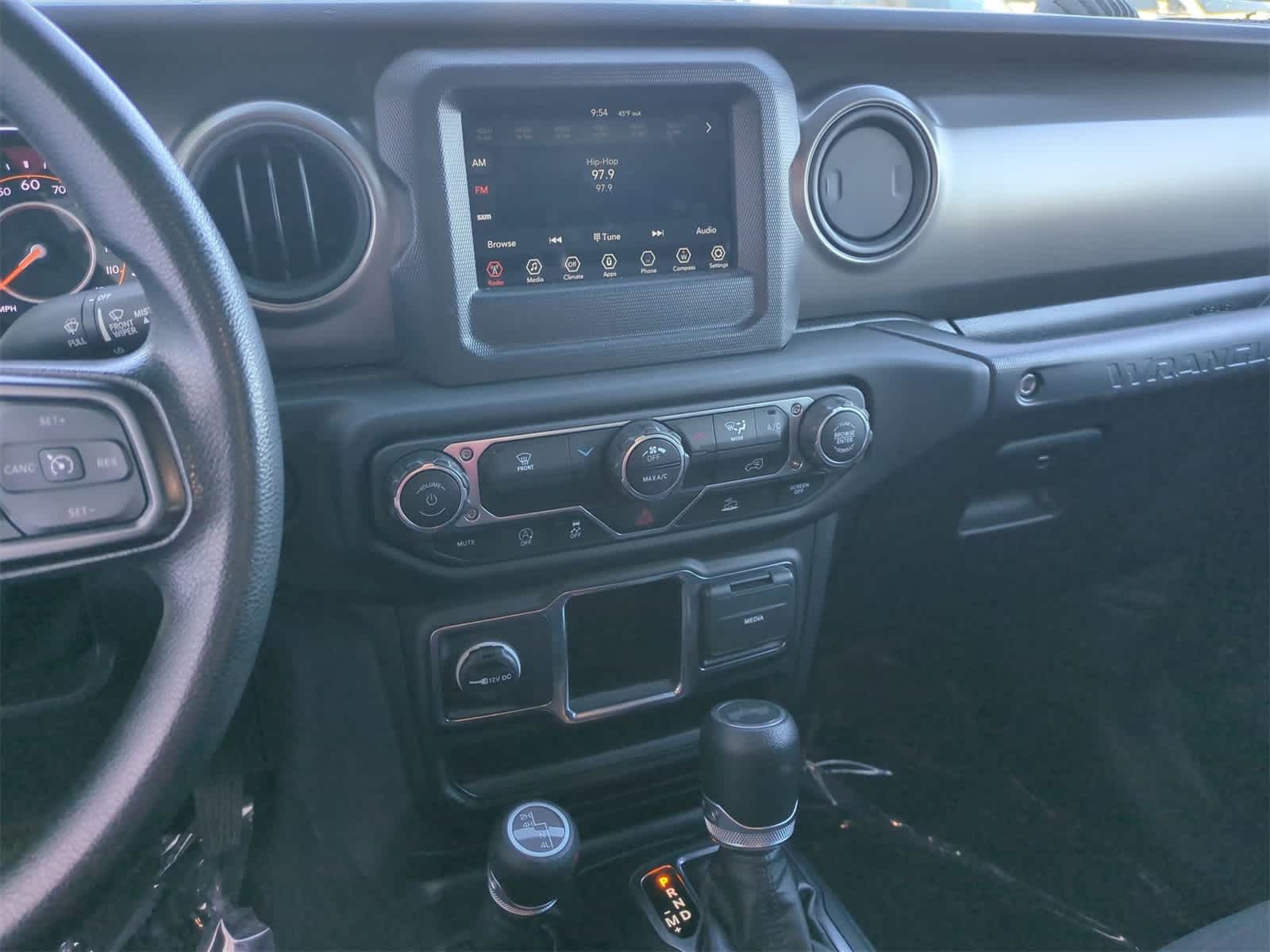 Thumbnail: 2023 Jeep Wrangler - 26