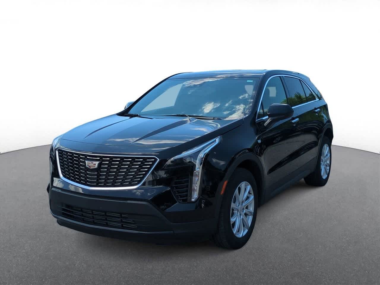 Thumbnail: 2023 Cadillac XT4 - 4
