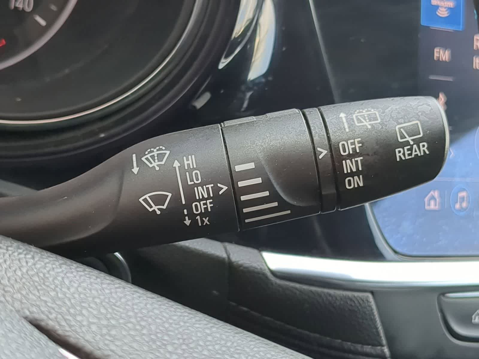 Thumbnail: 2020 Buick Encore GX - 25