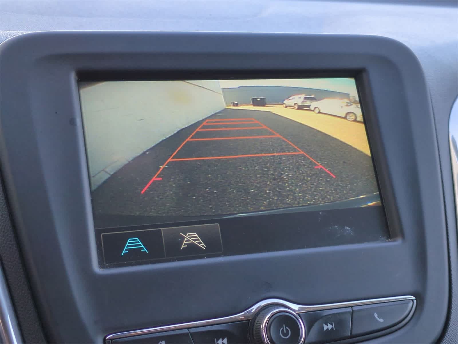 Thumbnail: 2018 Chevrolet Equinox - 26