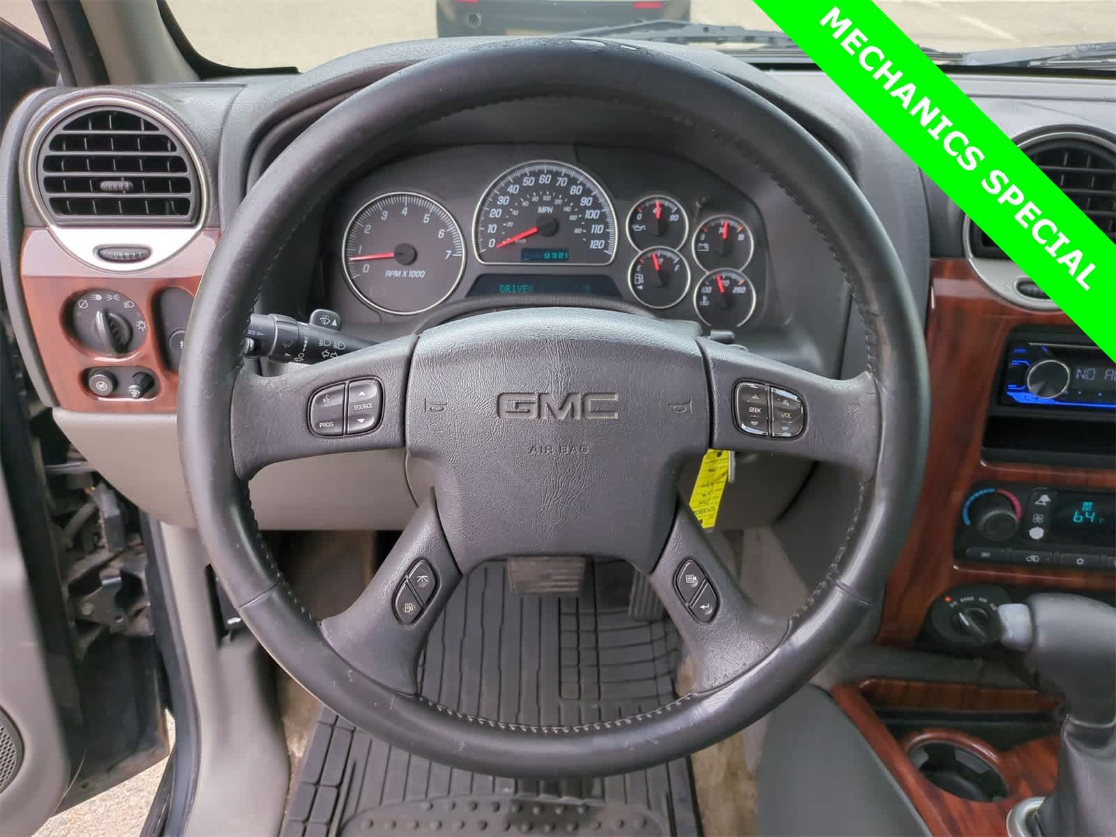 Thumbnail: 2004 GMC Envoy - 21