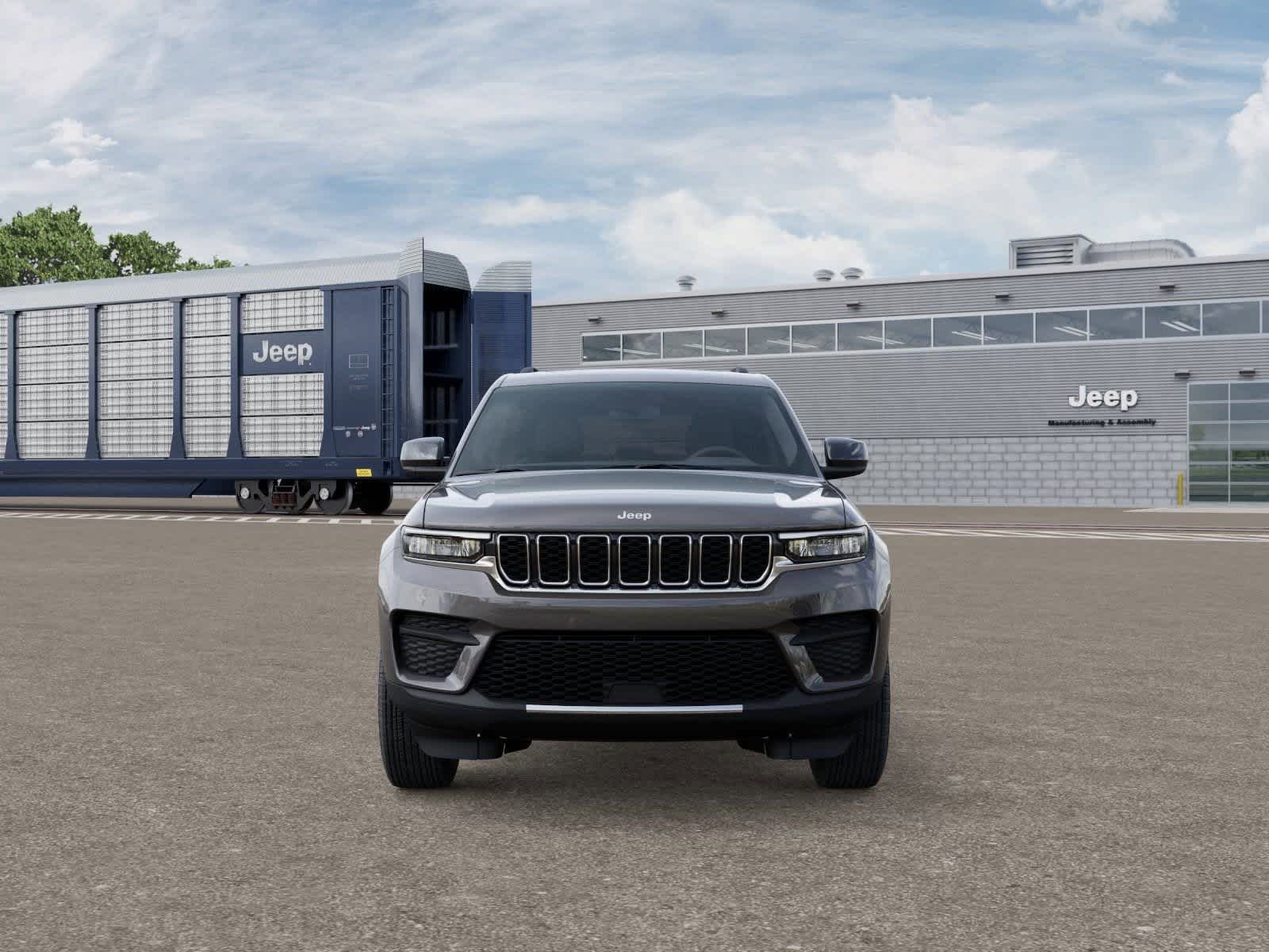 Thumbnail: 2025 Jeep Grand Cherokee - 6